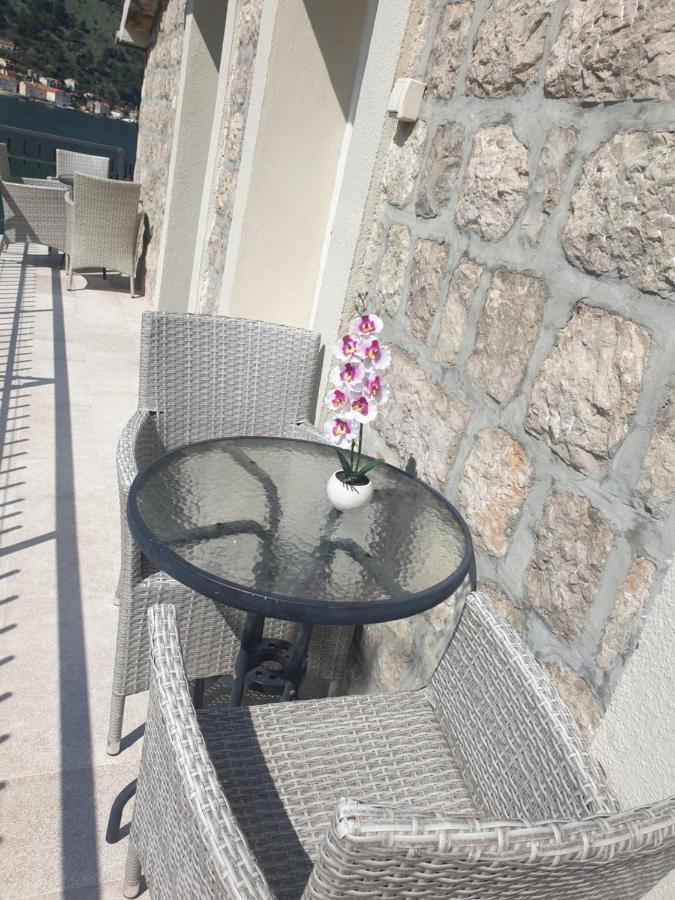 Savic Apartments Kotor Eksteriør bilde