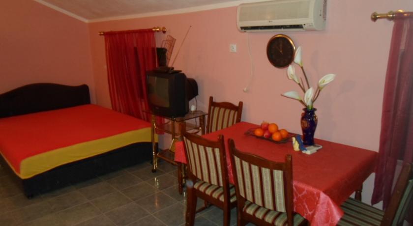 Savic Apartments Kotor Rom bilde